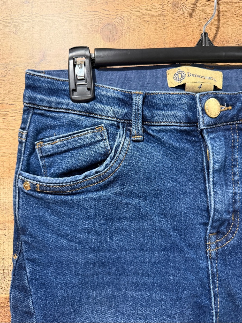 Democracy AbTechnology High Rise Jeans With Slimming Abdominal Panel Size 4 - Picture 3 of 8